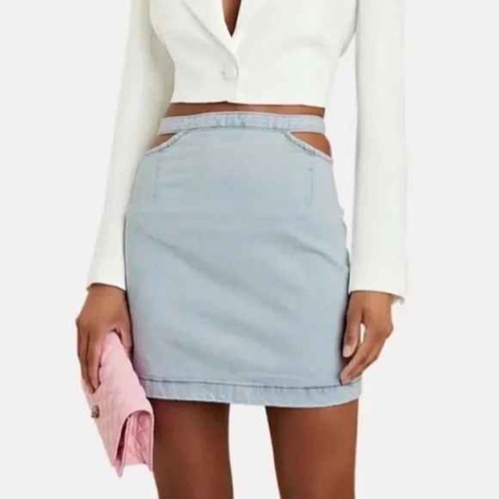 WEWOREWHAT CUT OUT SKIRT INDIGO COMFORT SUPER LIGHT WASH SIZE XS